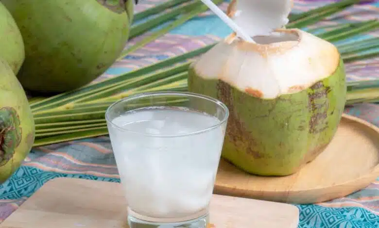 Mix these things in coconut water, increase benefits