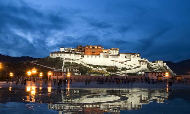 Potala Palace: A Majestic Symbol of Tibetan Culture