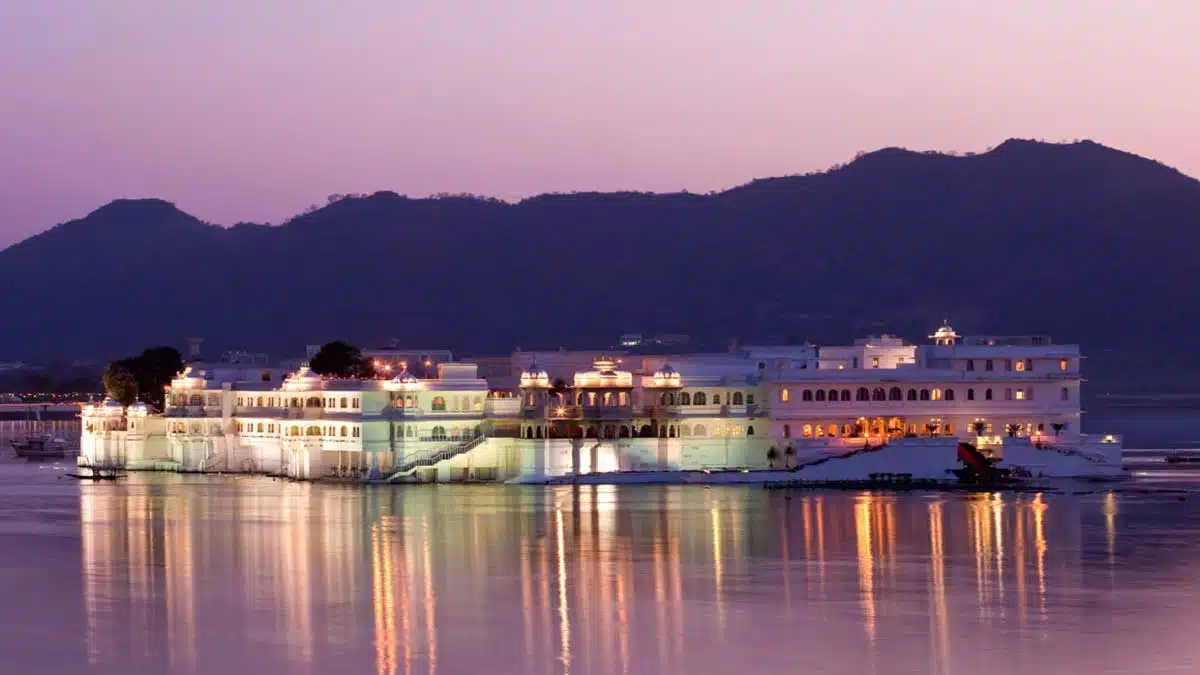Taj Lake Palace: A Historic and Magnificent