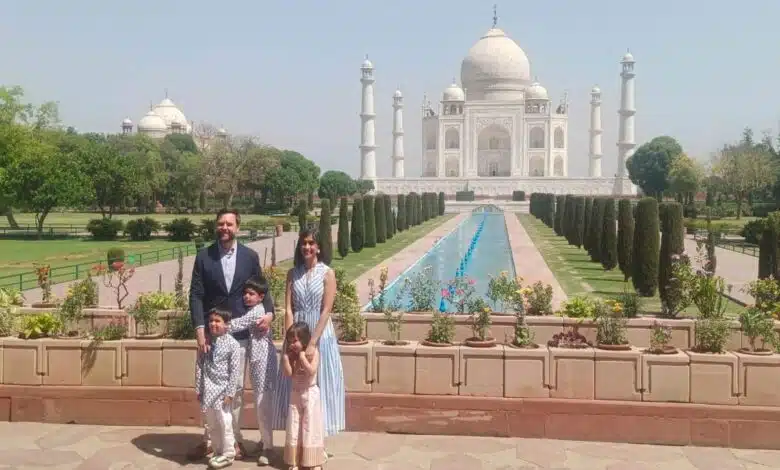 JD Vance and his family reached Agra, Chief Minister Yogi Adityanath welcomed them