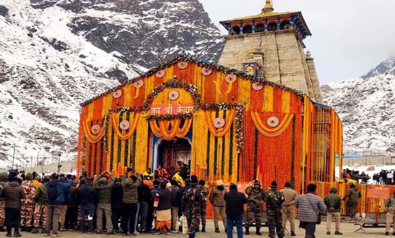 Preparations for decoration with flowers begin before the doors of Kedarnath Dham open