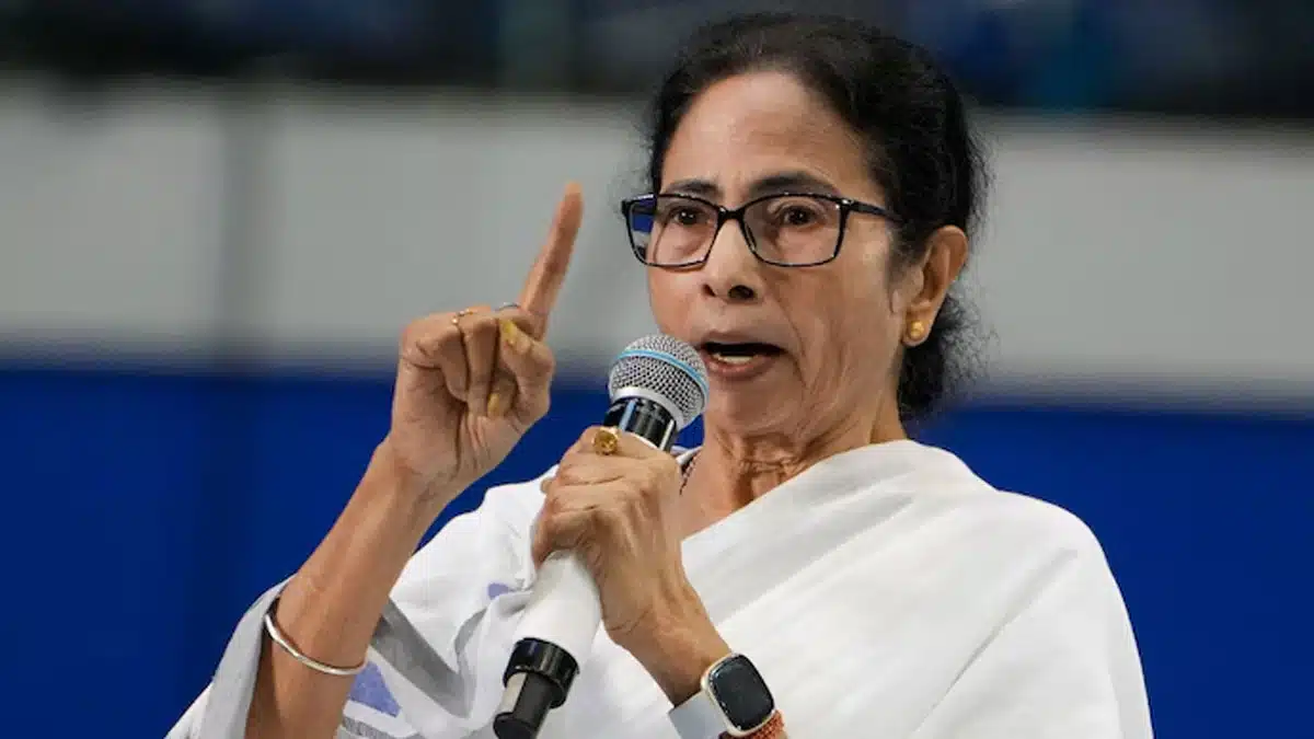 Murshidabad violence: Initial investigation reveals involvement of Bangladeshi miscreants, Home Ministry deploys more forces