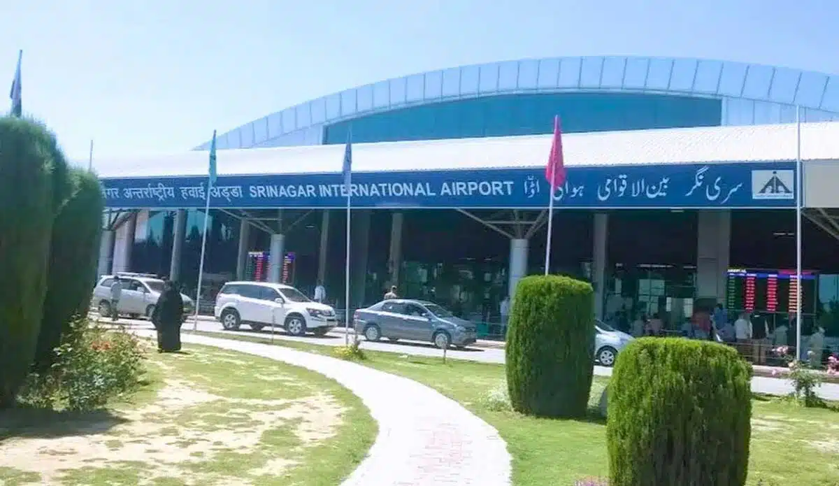 2nd batch of Hajj pilgrims leaves from Srinagar