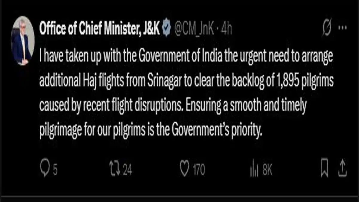 2nd batch of Hajj pilgrims leaves from Srinagar