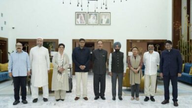 All-party delegation arrives in Bahrain