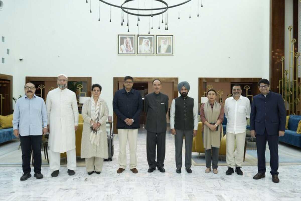 All-party delegation arrives in Bahrain