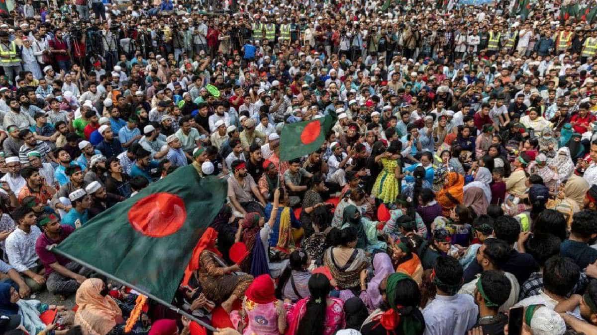 Conflict over Yunus government's law in Bangladesh, officers take to the streets