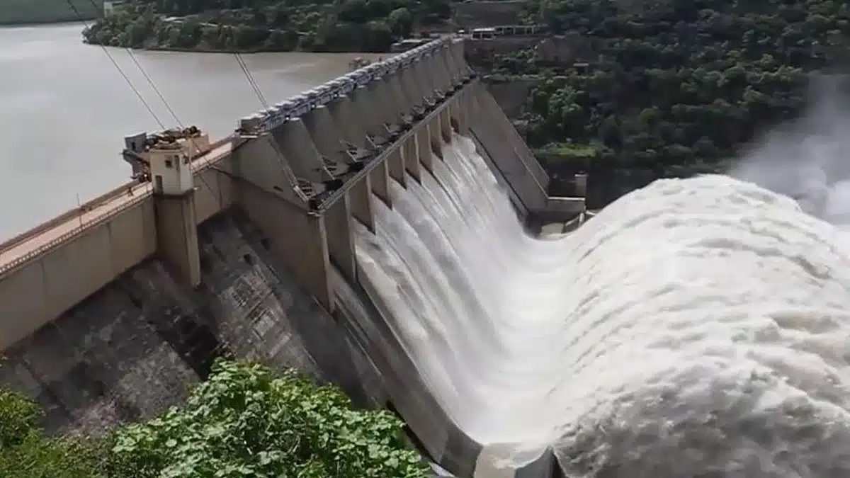 Bhakra Nangal water dispute Issues of water crisis and fund allocation raised in Niti Aayog meeting