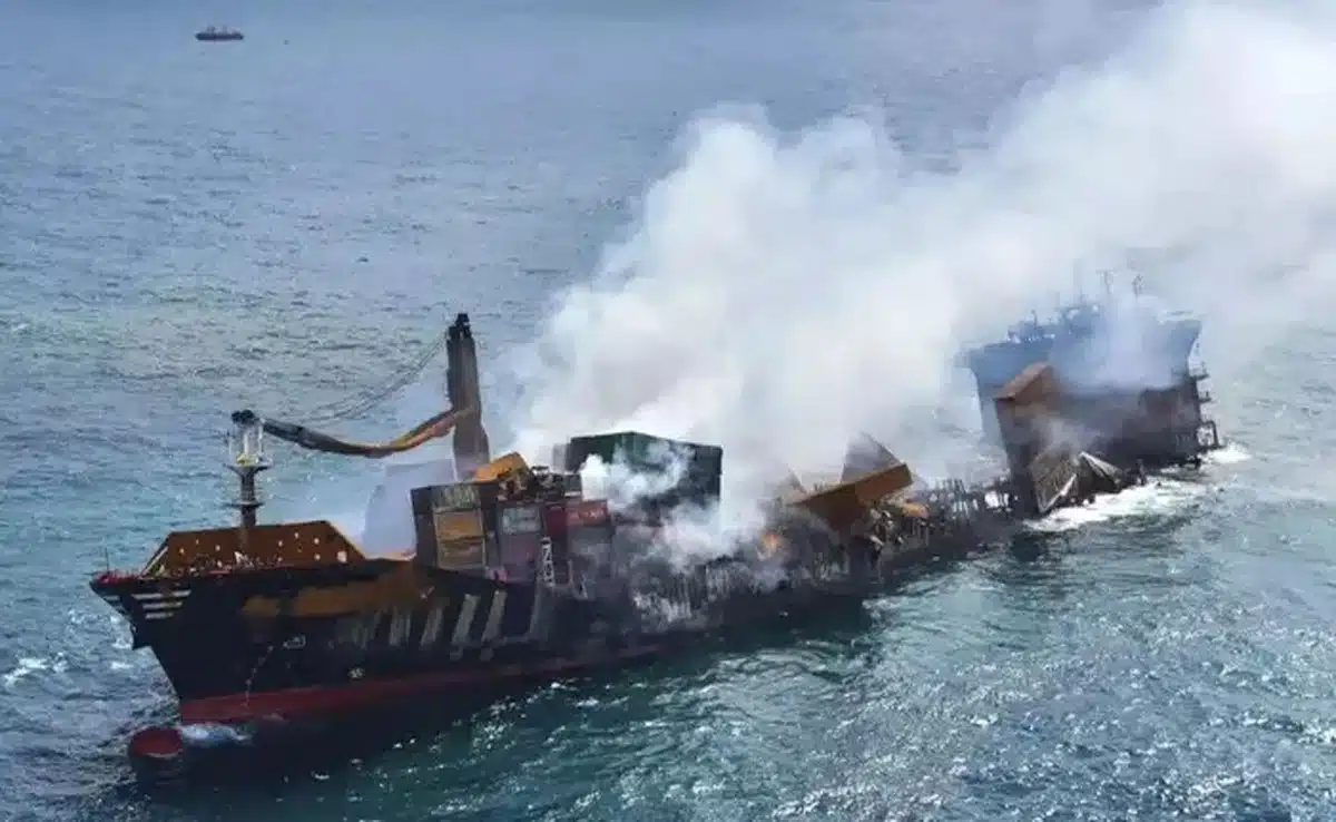 Cargo ship sinks off Mangalore coast, Coast Guard rescues 6 members