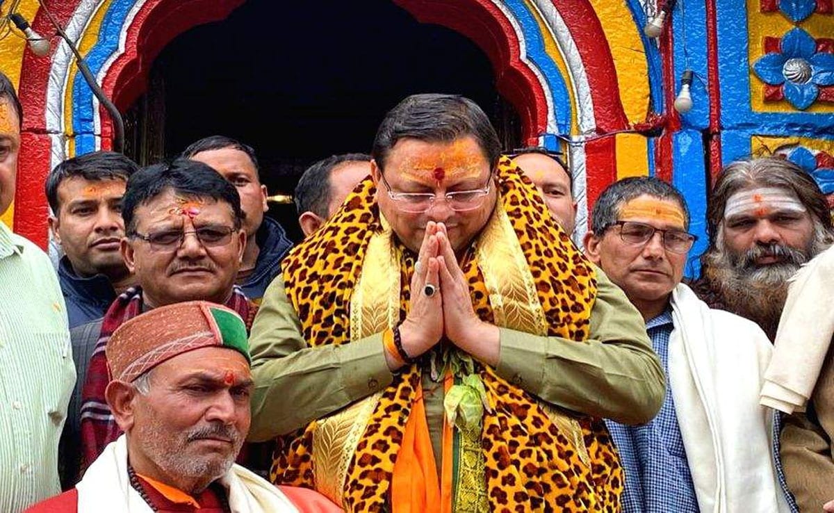 Chief Minister Dhami
The doors of Kedarnath Dham were formally opened, Chief Minister Dhami welcomed the devotees