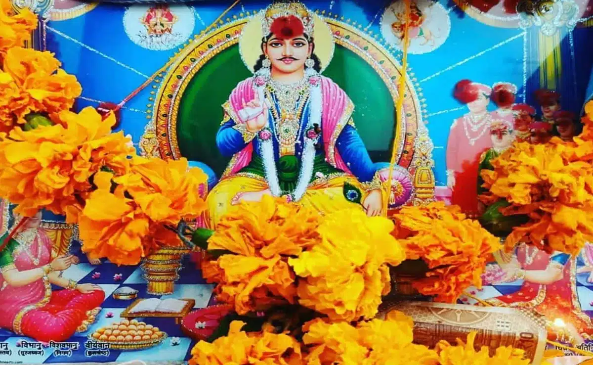Chitragupt Puja 2 When is Chitragupt Puja in 2025? Know the date and Puja Muhurta