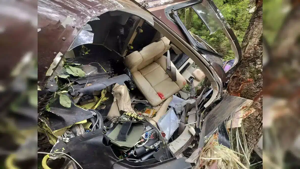 Four tourists died in a helicopter crash in Uttarakhand