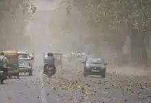 Delhi: Due to sudden change in weather, dust storm occurred in NCR, air quality reached poor category