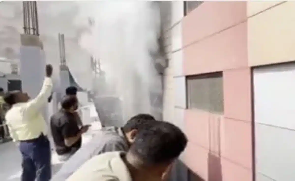 Huge fire in Ajmer hotel, four dead