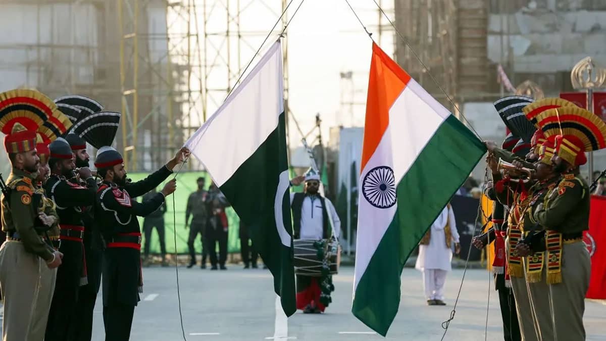 India-Pak Tension: Situation normal in Jammu-Kashmir and other border states, no news of shelling throughout the night