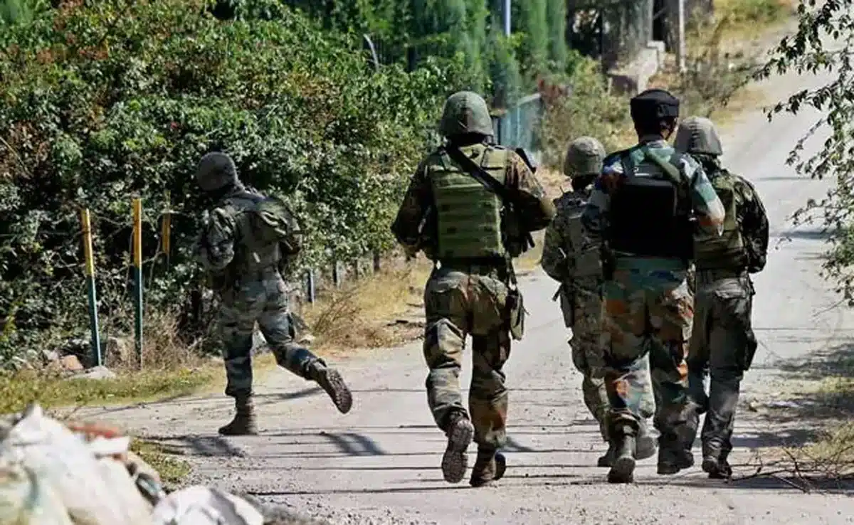 Jammu and Kashmir 1 terrorist killed in encounter with security forces in Pulwama, Jammu and Kashmir, operation continues