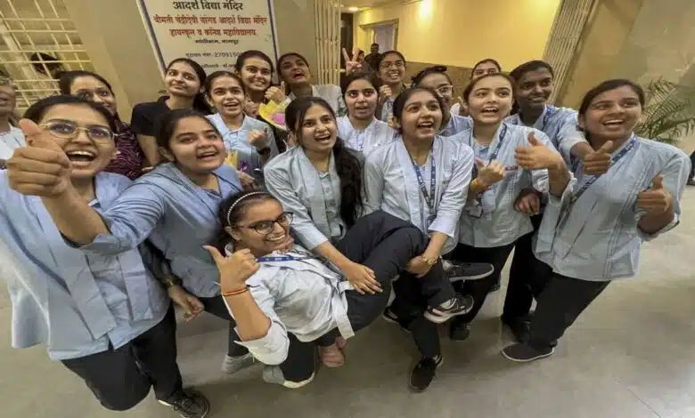 MPBSE 10th Toppers List 2025 Released, Pragya Jaiswal Tops with 100% Marks