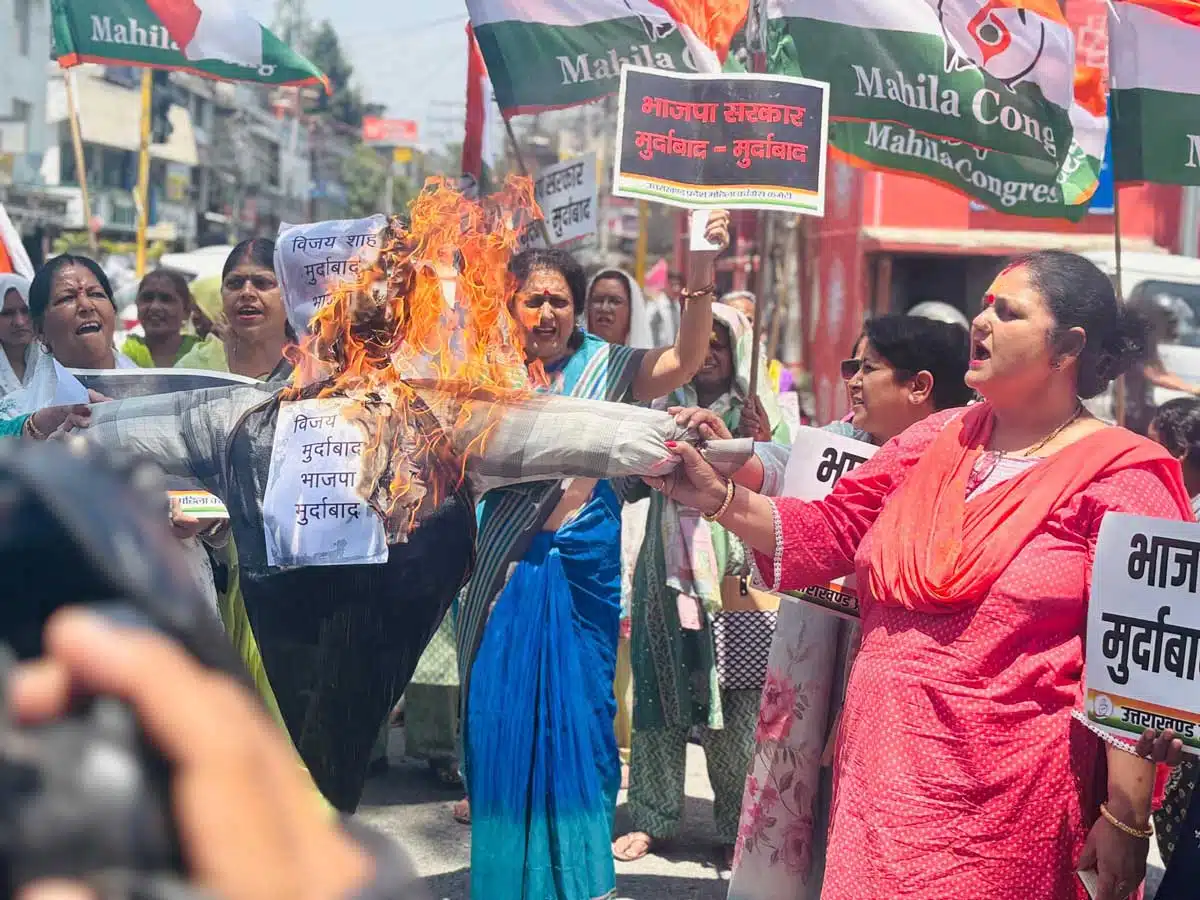 Mahila Congress protest against Vijay Shah in MP 4 Mahila Congress protest against Vijay Shah in MP