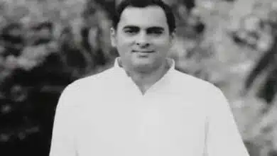 National leaders pay tribute to Rajiv Gandhi