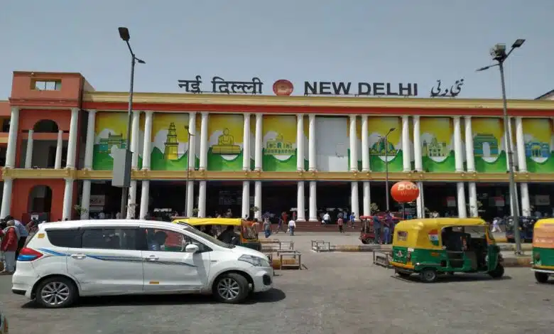 Heavy security alert after bag found at New Delhi Railway Station, police and bomb squad deployed
