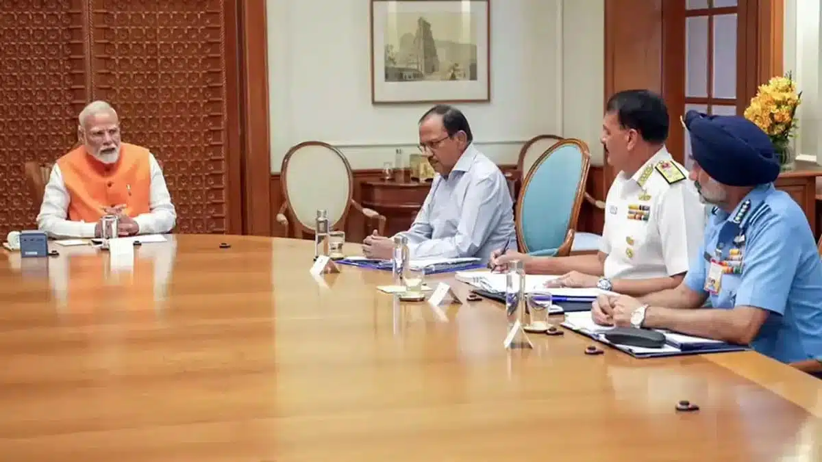 Amid rising tensions, PM Modi held an emergency meeting with the chiefs of the three armies
