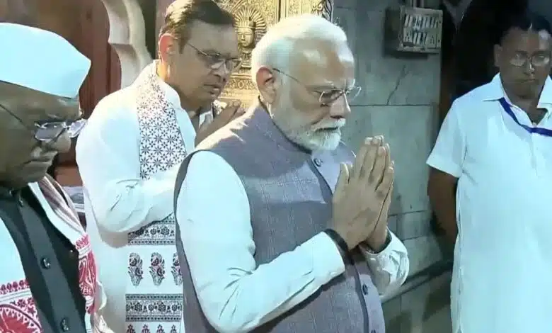 PM Modi offered prayers at the Karni Mata Temple in Bikaner, Rajasthan