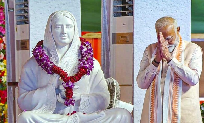 PM Modi paid tribute to Ahilyabai Holkar