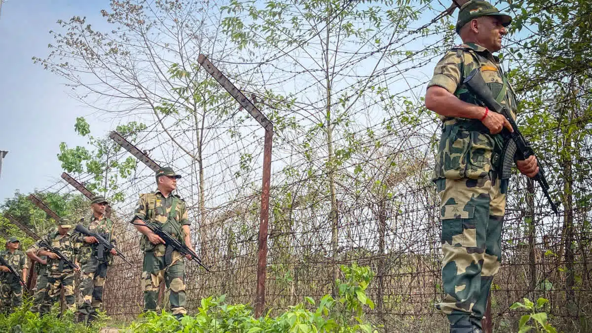 Pakistan again violated the ceasefire on LoC, Indian Army gave a befitting reply