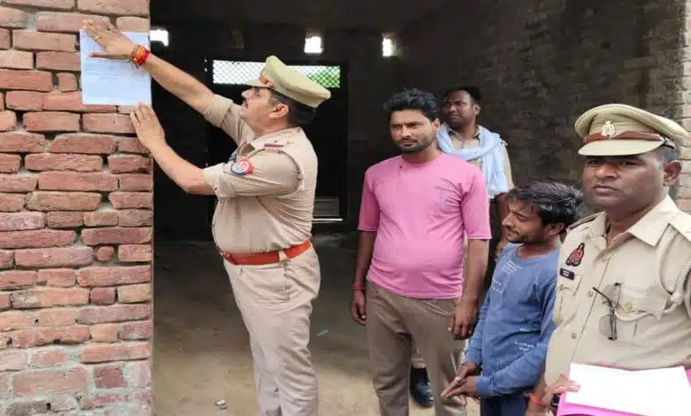 Sambhal: Police takes strict action on court order against absconding accused Dharamveer alias Dhamma