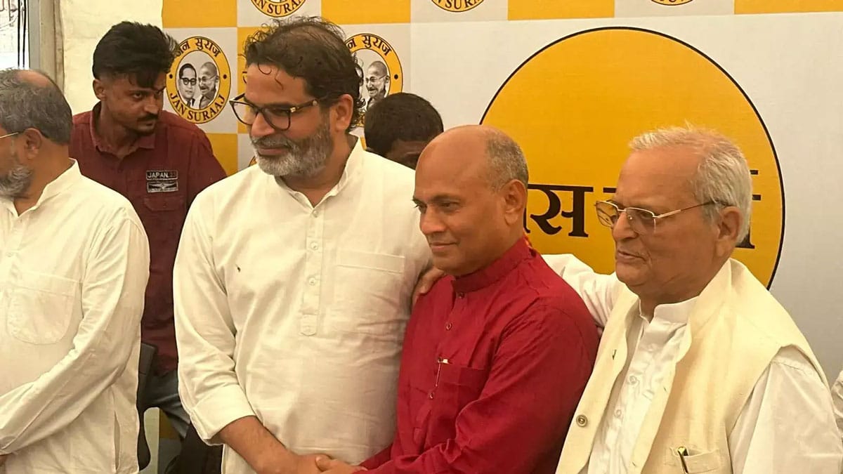 Former JDU leader RCP Singh joins Prashant Kishore's Jan Suraj Party
