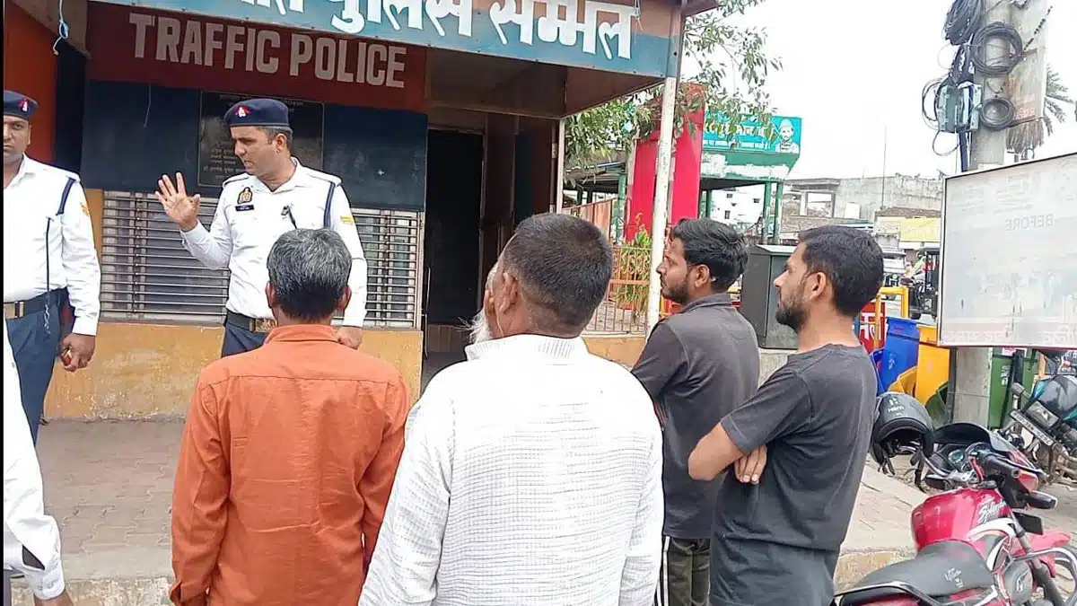 Sambhal Police's safety message: "Your life is precious, drive safely, stay safe"