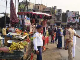 Special campaign of traffic police in Sambhal, major action against disorderly vehicles and encroachment
