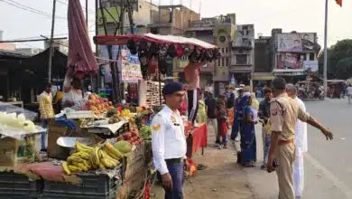 Special campaign of traffic police in Sambhal, major action against disorderly vehicles and encroachment