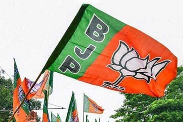 Scuffle during BJP's Tiranga rally in Telangana