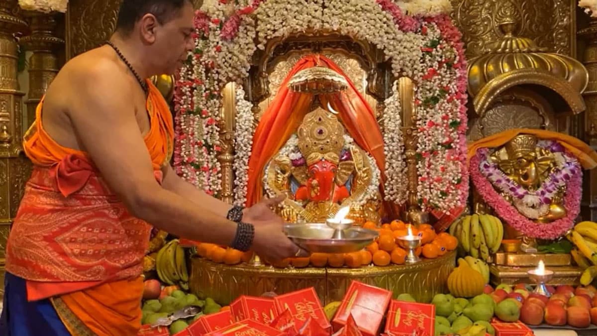 Preparations for a special puja at Siddhivinayak temple for the success of Operation Sindoor