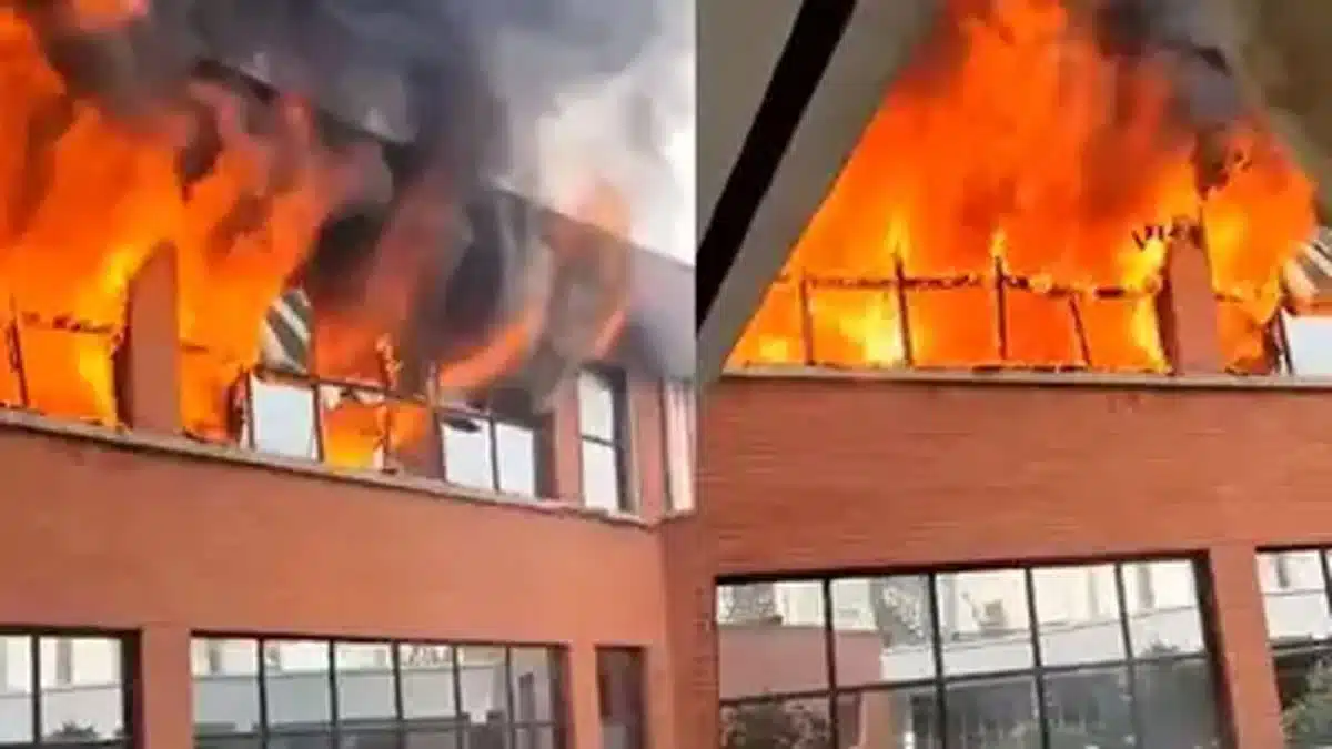 Sri Guru Gobind Singh College Fire broke out at Shri Guru Govind Singh College of Commerce in Pitampura, Delhi