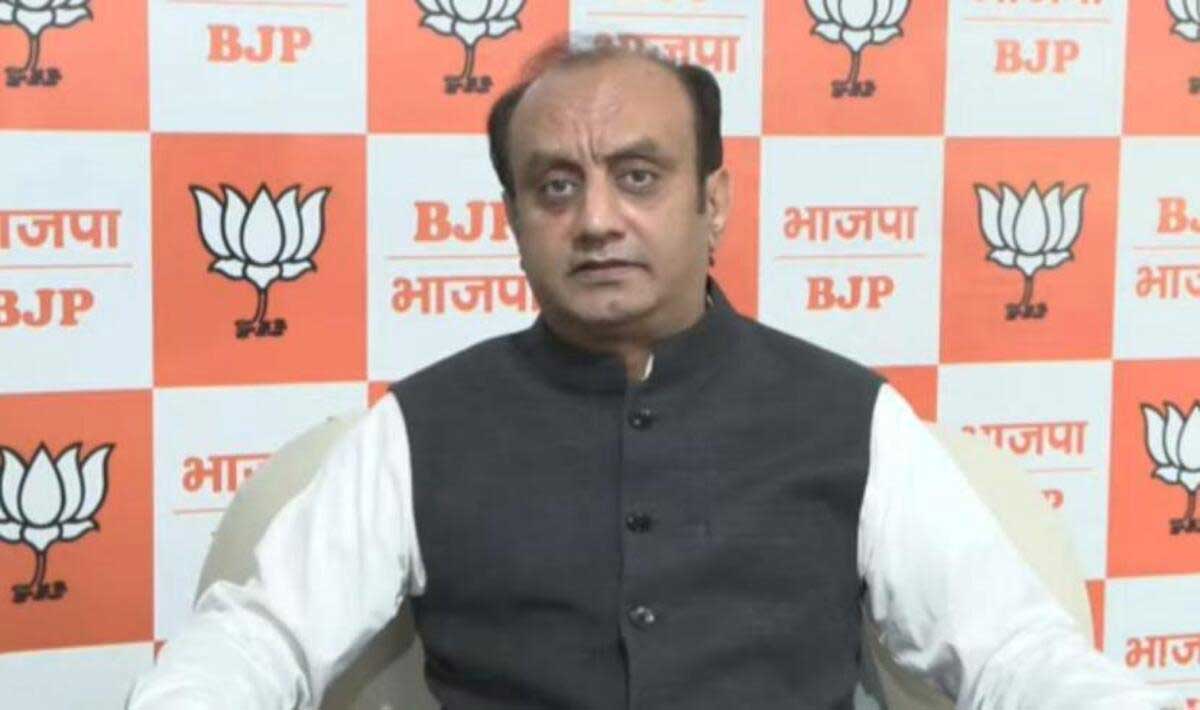 Sudhanshu Trivedi's attack on Murshidabad violence