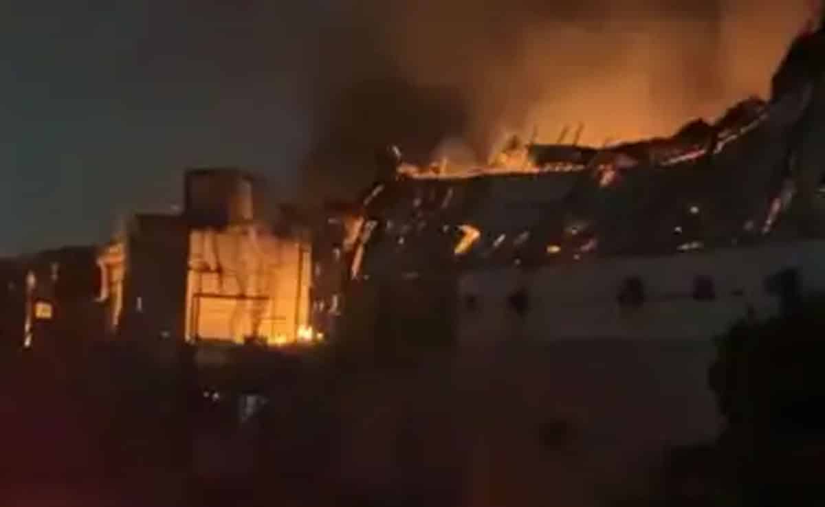 A massive fire broke out in a furniture warehouse in Gurugram, about 20 fire engines reached the spot