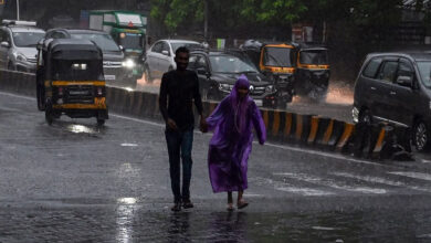 Heavy rain in Mumbai, many areas of the city submerged