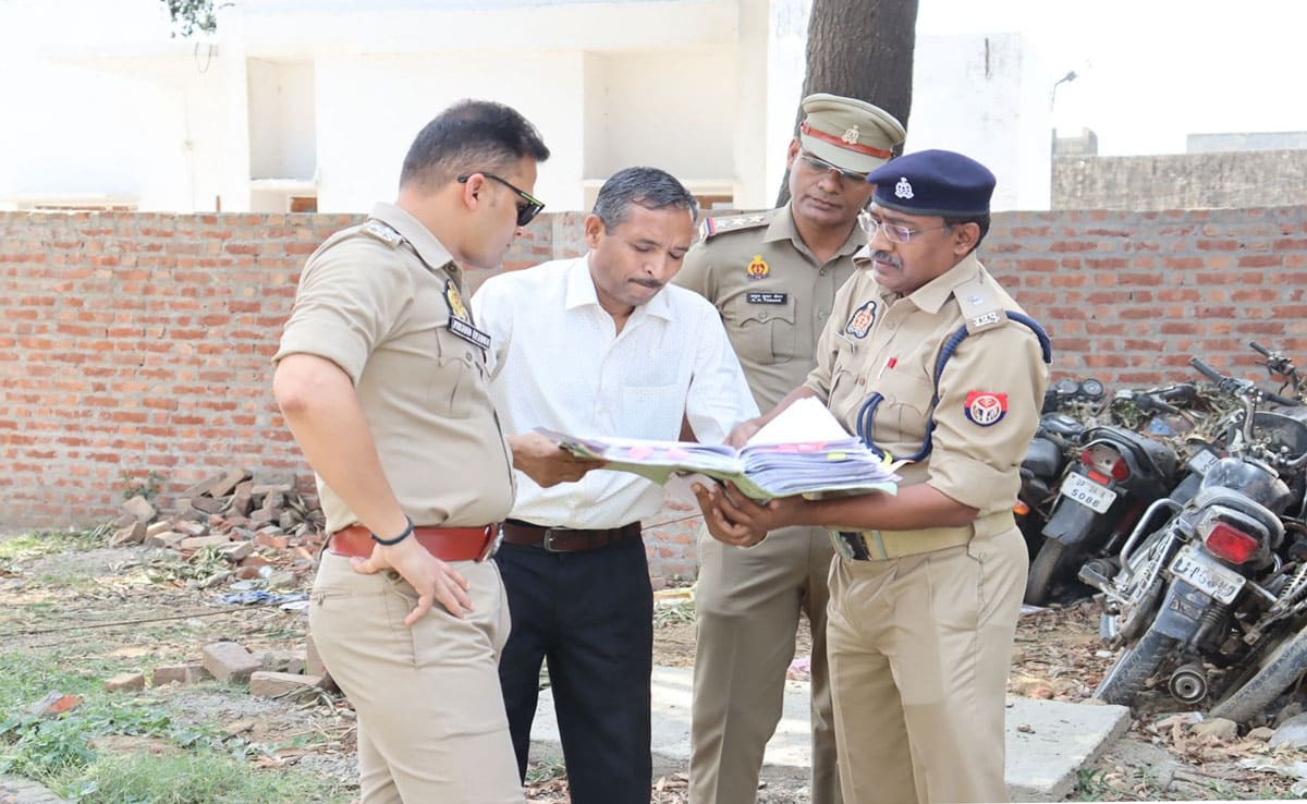 Sambhal: SP Krishna Kumar Bishnoi took stock of Hazratnagargarhi police station