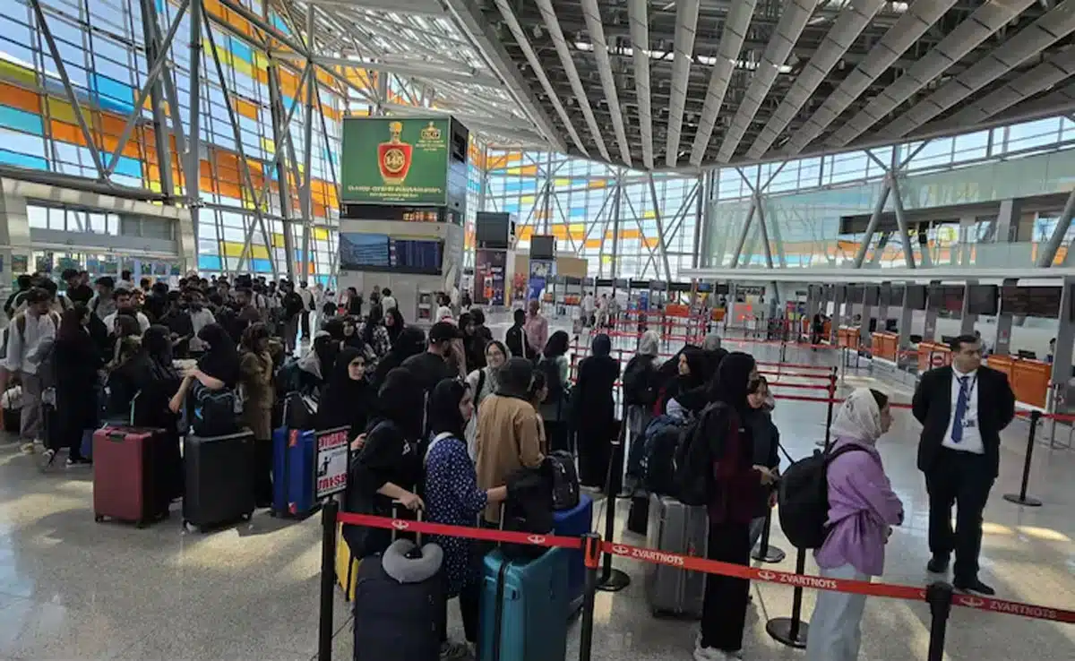 311 Indians return safely from Iran, including Kashmiri students