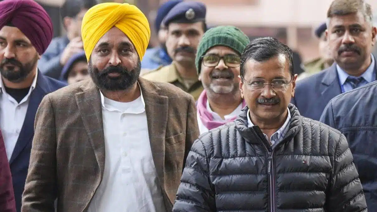 AAP suspends Amritsar North MLA Kunwar Vijay Pratap for five years