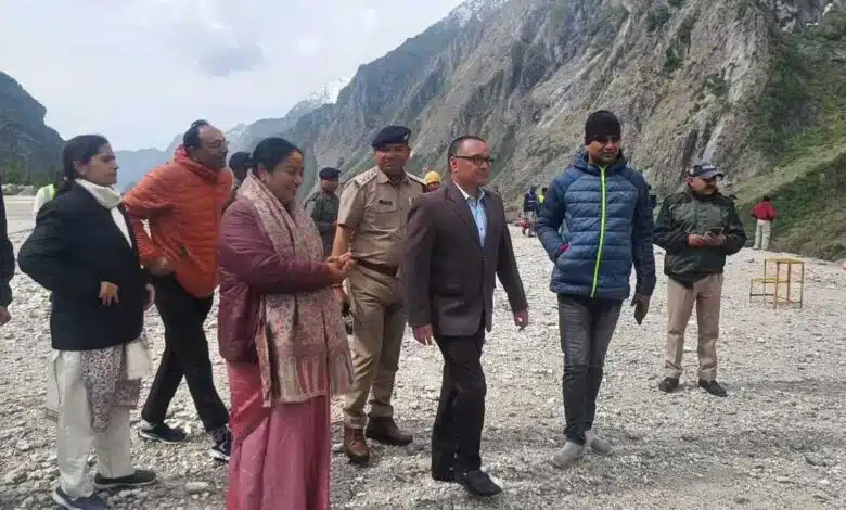 Delhi CM Rekha Gupta visited Badrinath-Kedarnath