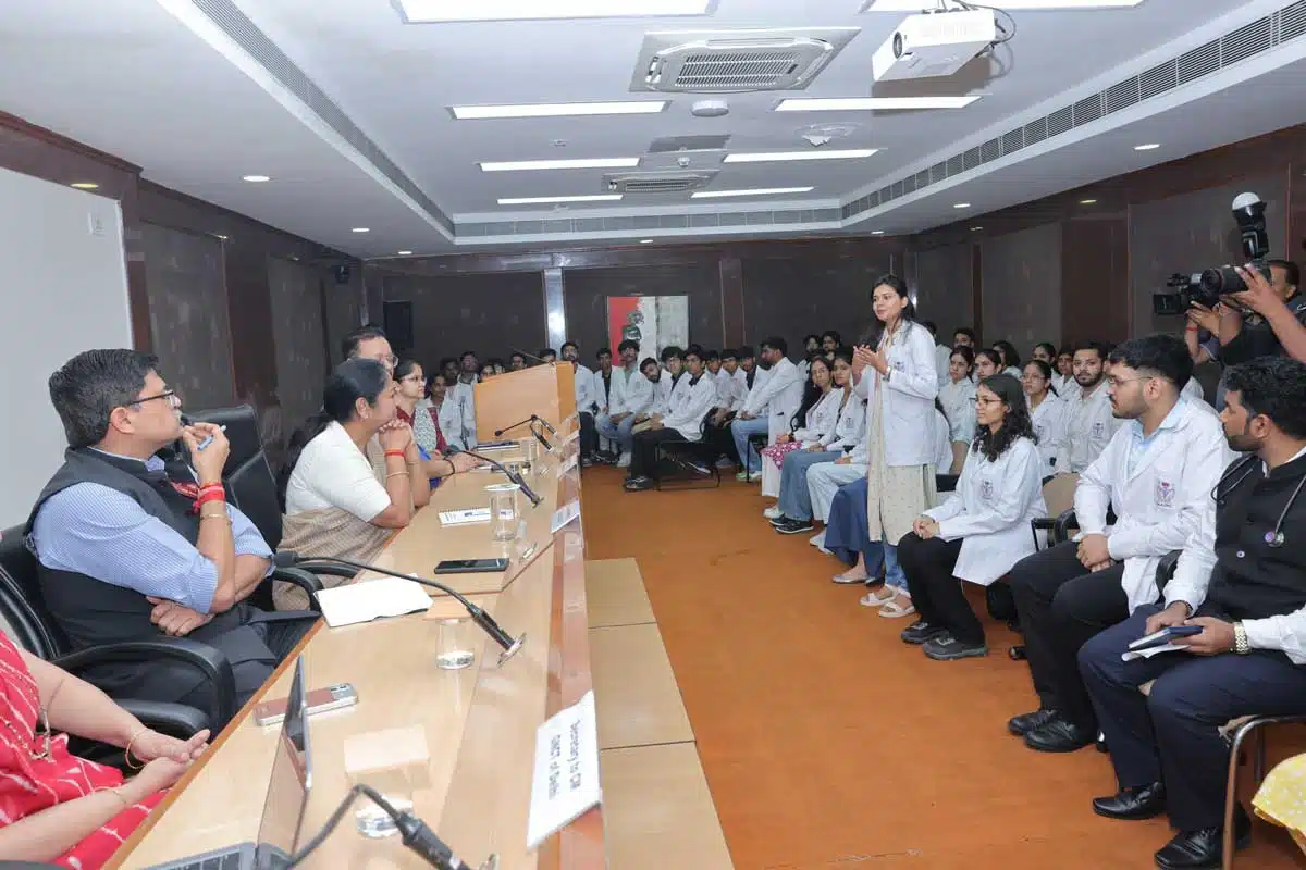 Delhi CM said that health services are in a bad state