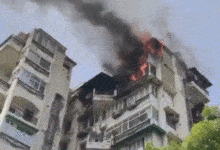 Delhi: Father and two children died after jumping from a fire-hit building in Dwarka Sector-13