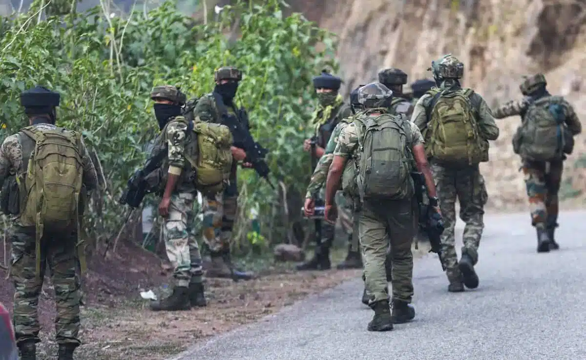 Jammu-Kashmir: One terrorist killed in an encounter with security forces in Udhampur, operation continues