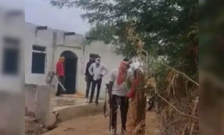 Four people fired bullets in the air in MP, attacked a Dalit family