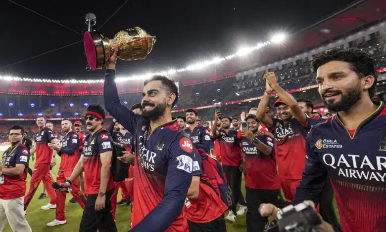 RCB's victory celebration: Honors at Vidhan Soudha, then victory parade