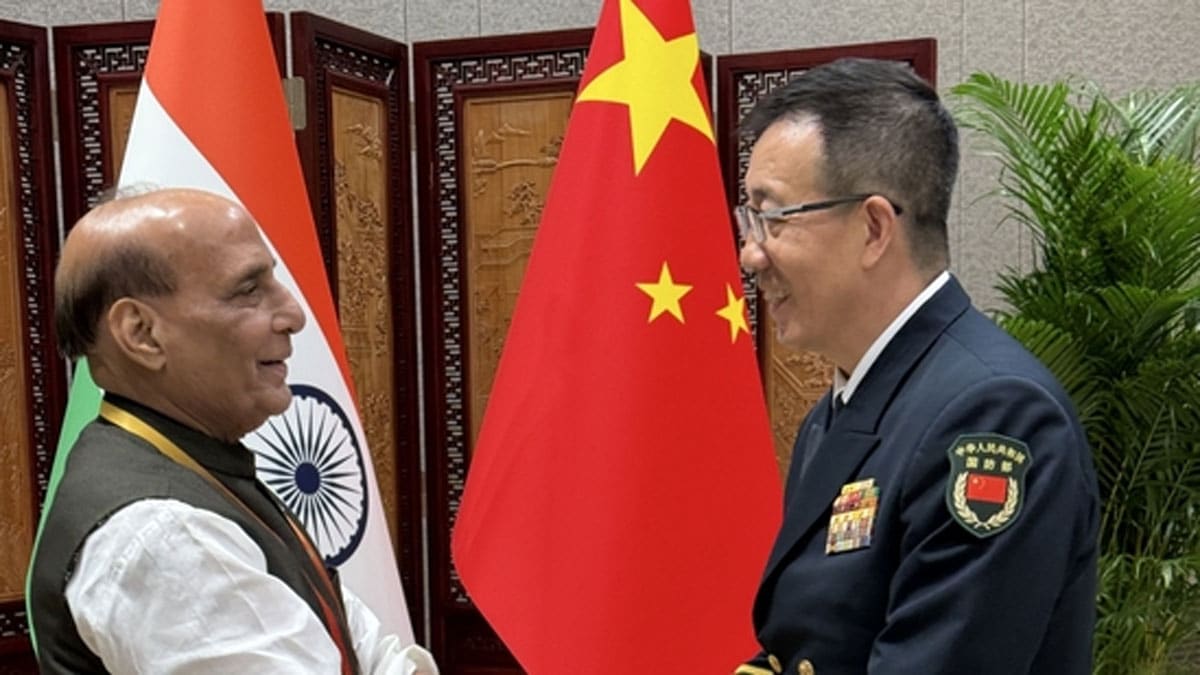 Rajnath Singh raised the issue of India-China border demarcation in talks with Chinese Defense Minister