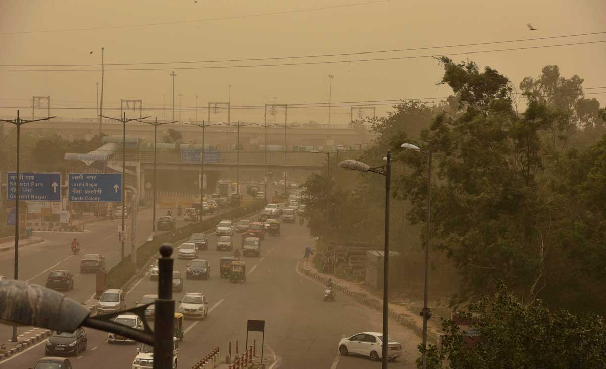 Severe thunderstorm and wind alert in Delhi